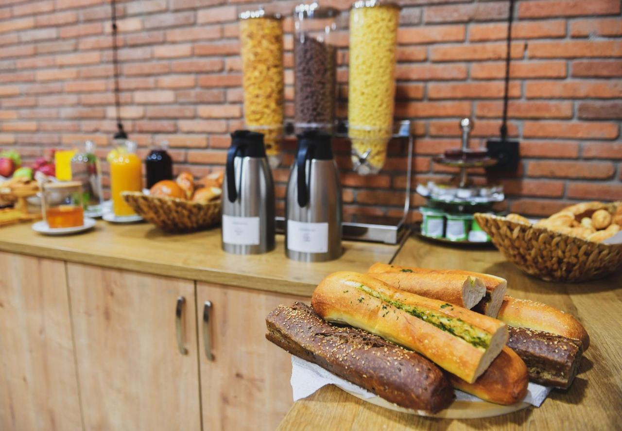 Address Boutique Hotel Tbilisi Luaran gambar